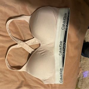 Calvin Klein light pink wireless push up bra womens large
